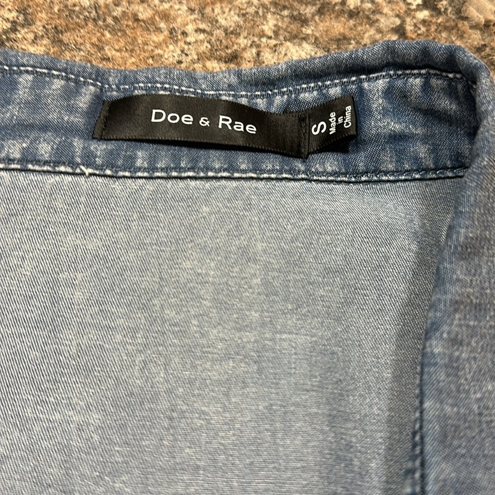 Doe & Rae Jean top - Picture 2 of 2